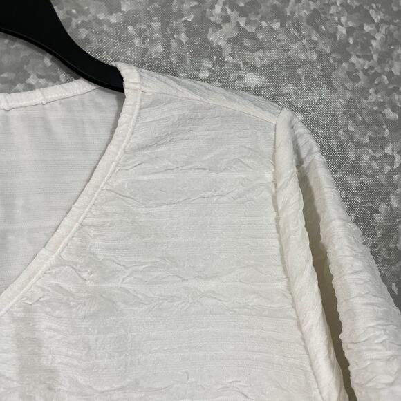 Shein Curve Women's Plus Size White Crinkle Textured Top - Size 3XL - Casual Tee - Picture 2 of 6